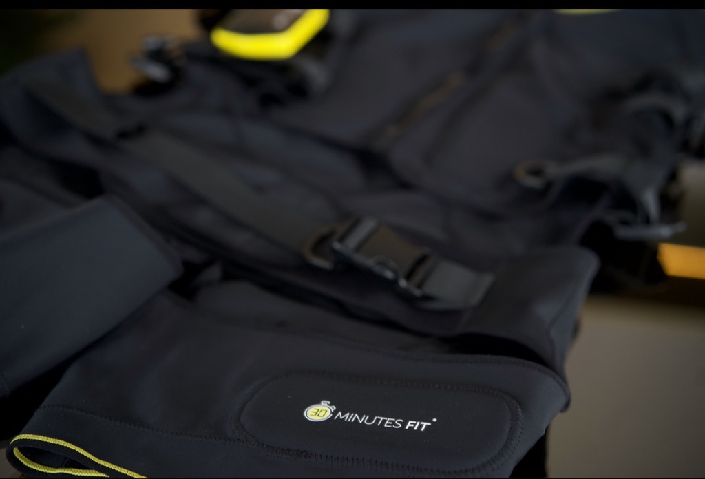 eSuit® Pro — Traje EMS para uso profesional